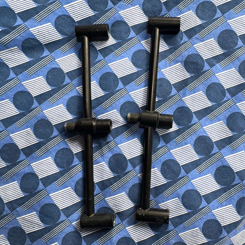 Cygnet black metal rod buzz - black,