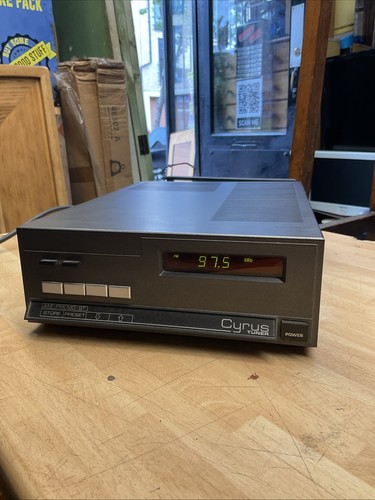 Cyrus tuner made - fm/am,