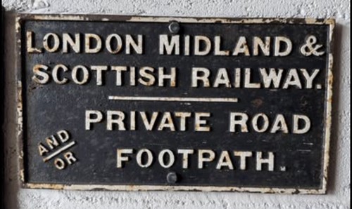 Lms cast iron private - cast, road
