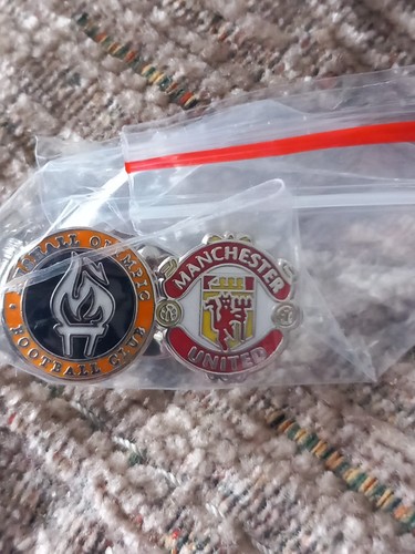 Manchester united pin badge - manchester,