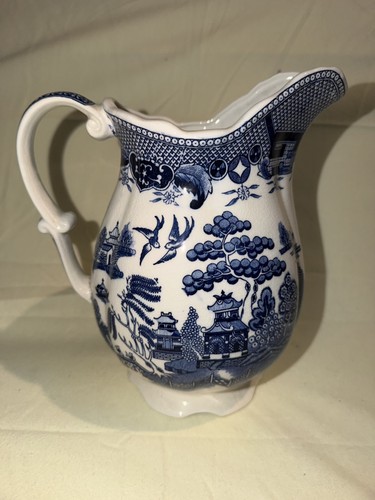 Vintage blue willow water - willow,