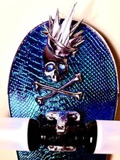 Skateboard Wall Lamp, Blue