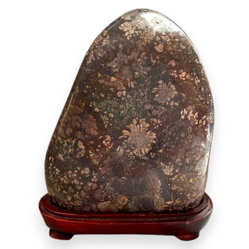Suiseki landscape stone - suiseki, rock