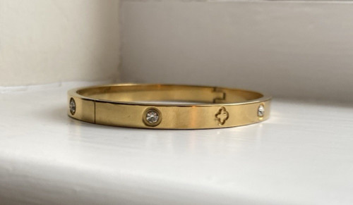Lovely gold tone bracelet - gold, with