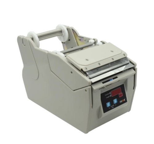 Auto label dispenser device - label,