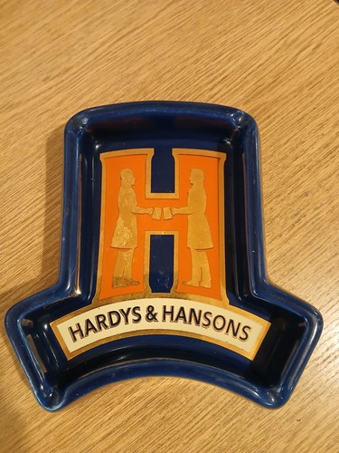 Hardys hansons ashtray - hardys,