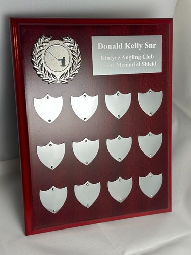 Annual perpetual wooden shield - wooden,