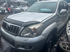 TOYOTA LANDCRUISER LC5 SILVER 2005 3.0 D4D 1KD  - **BREAKING**SPARES**