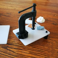 Small leather craft cold - craft, press