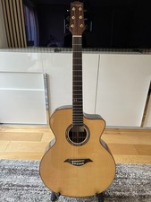 Turner 85CE Super Jumbo Electro Acoustic Guitar (SJ200)
