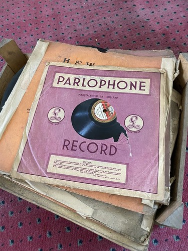 Gramophone records very old - gramophone,