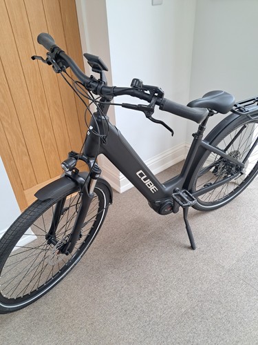 Cube touring hybrid pro 625 - cube,
