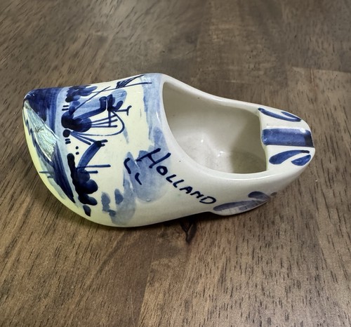 Delft blue ceramic dutch - blue,