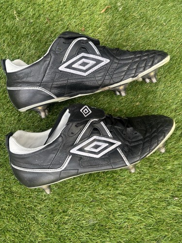 Umbro speciali football boots - umbro,