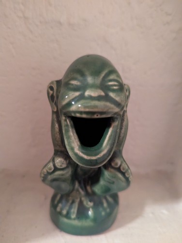 Grotesque art pottery vulliamy - grotesque,
