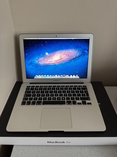 Rare apple macbook air - macbook,