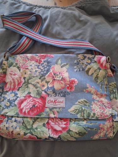 Large cath kidston rose - kidston,