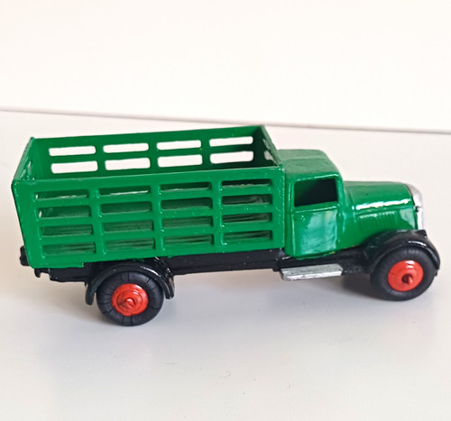 Dinky toys meccano made - toys,