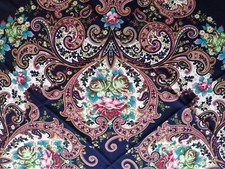 Russian Style PavlovoPosad