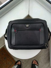  Laptop Case Wenger  Durable, Ergonomic Design