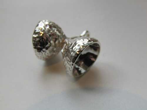 Charm acorn capule - acorn,