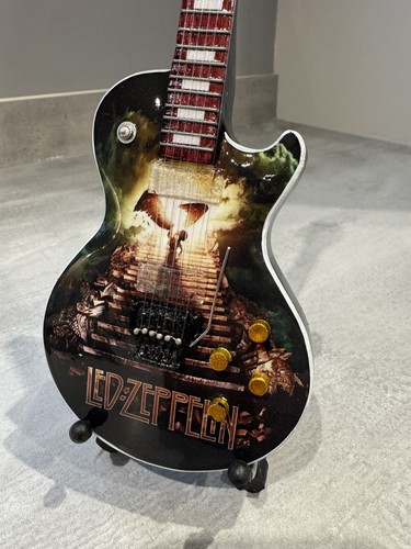 Led zeppelin miniature guitar - led,