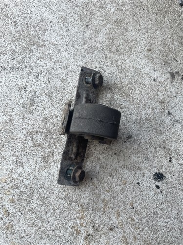 Lupo exhaust mount - lupo,