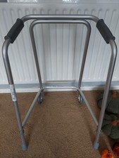 Simply Med Walking/Zimmer Frame Upto 160kg Height Adjustable Mobility Aid