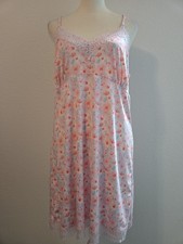 JESSICA SIMPSON Lace Trim