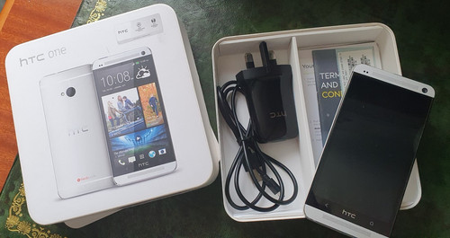 Htc one 32gb - htc, silver