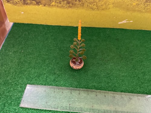 Vintage britains lead - britains, floral