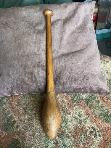 Vintage single wooden juggling - single,
