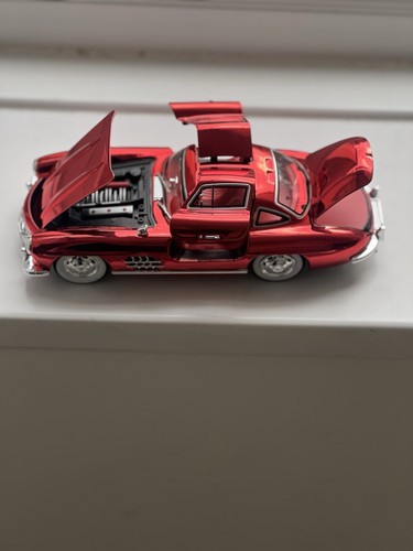 Mercedes benz 300 diecast - sl,