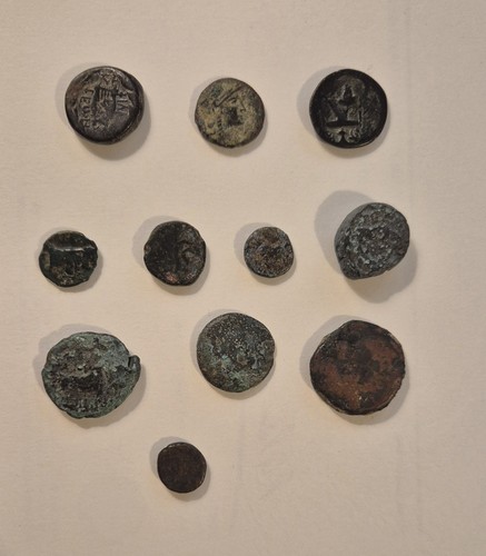 Job lot ancient - lot, greek