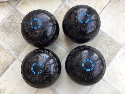 Lawn bowls set - size, 5