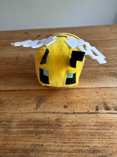 Minecraft yellow buddy bee - buddy,