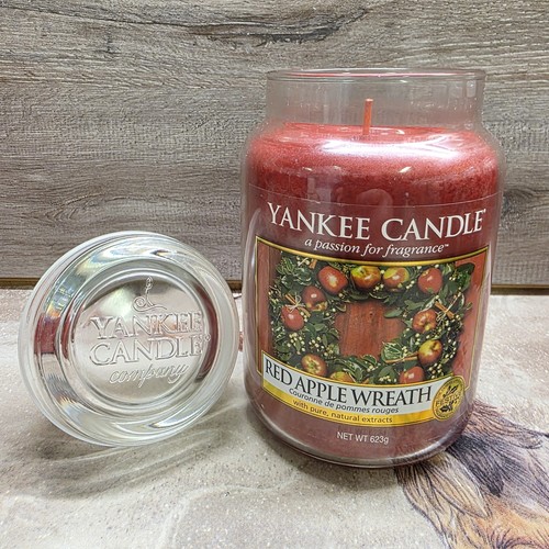 Yankee candle large jar - candle, red