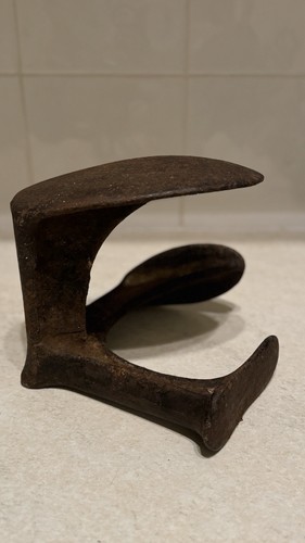 Antique cast iron cobblers - antique,
