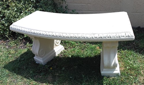 Solid stone cast curved garden - cast,