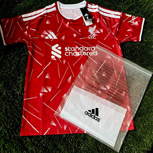 Liverpool football shirt - , 26/27