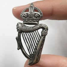 Genuine Obsolete Royal Irish / Ulster Constabulary Collar Badge