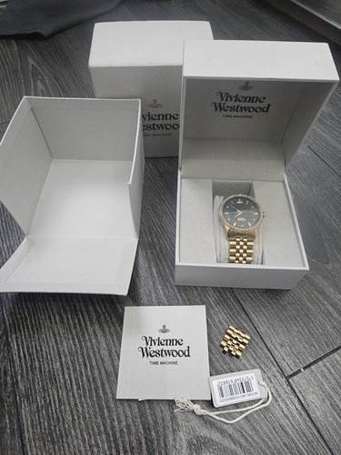 Vivienne westwood wallace - vivienne,