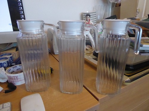 Vintage collectors glass - , jugs