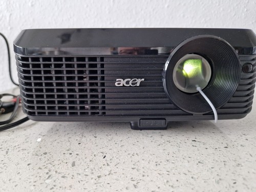 Acer projector x1130p dlp - acer,