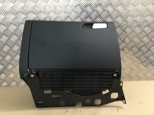 Audi glove box - audi, a4