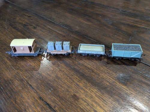 Triang gauge wagons - triang,