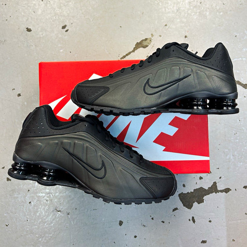 Nike shox uk9 eu44 triple - nike,