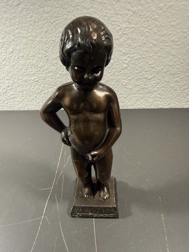 Vintage manneken pis bronzed - manneken,