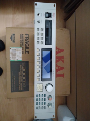 Akai s3000xl midi digital - s3000xl,