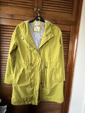 Sea salt Rain Coat Size 12 In VGC in a Bright Chateau’s Green/yellow